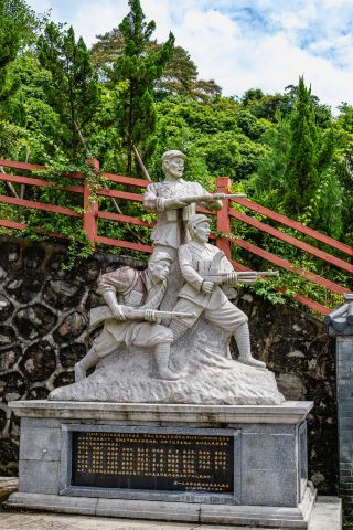 広州周辺から1時間で直行！雲台山に登り、600年の古村を散策。人も少なく無料で超癒される