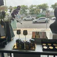 AMORNPIMAN CAFE คาเฟ่หรูดูดีทุกมุมมอง☕️