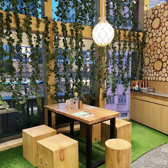 香港旺角｜商場入面嘅露營主題餐廳🏕️