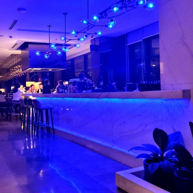  Exquisite views from a skybar 