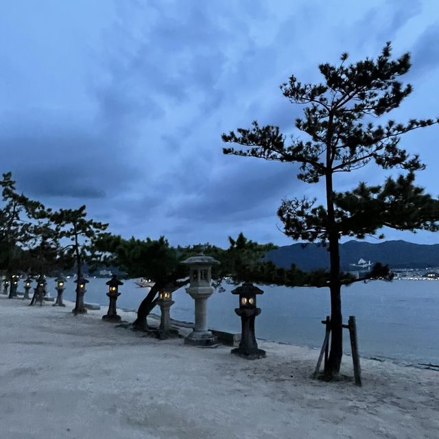 【世界遺産巡り】70年ぶりの大改修を終えた大鳥居を島内泊で堪能！