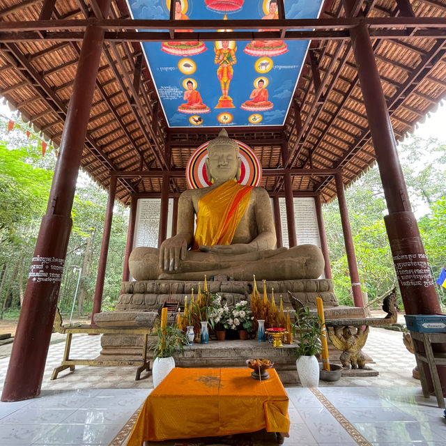 Tep Pranam - the Giant Buddha