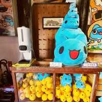 Shopping for Capoo the blue cat souvenirs
