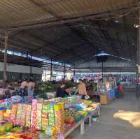 ルアンナムターのLocal Market