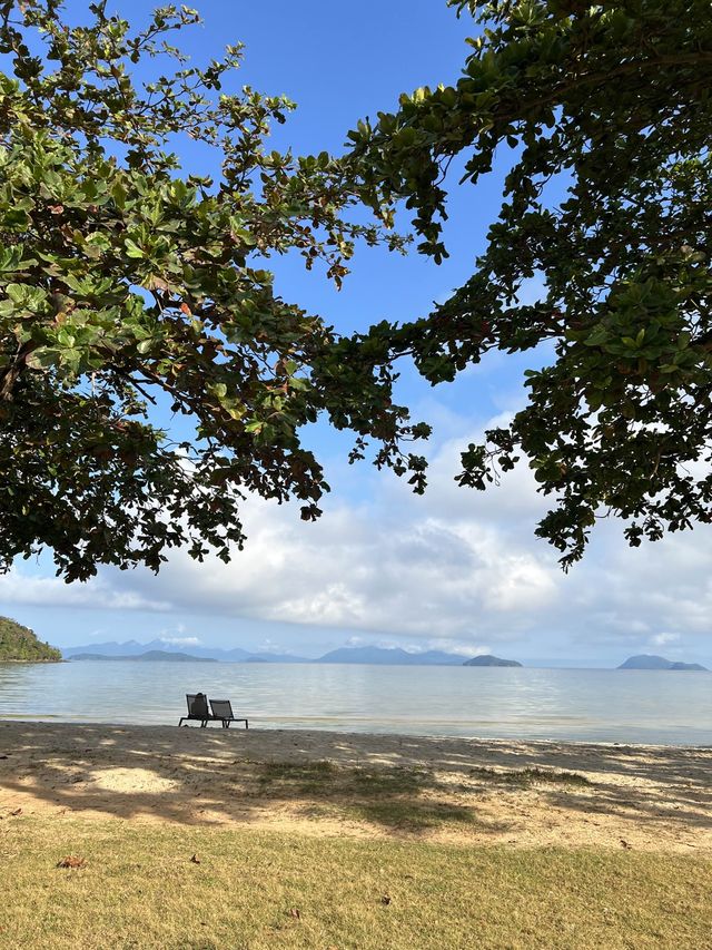 หาดสวย น้ำใส พักใจที่เกาะหมาก