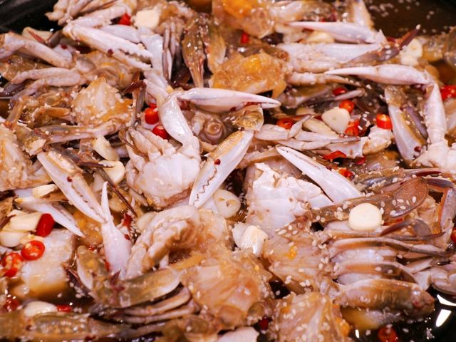 🦐🦀 อิ่มไม่อั้นแบบจุกๆ กับบุฟเฟ่ต์ทะเลเผา 🦑