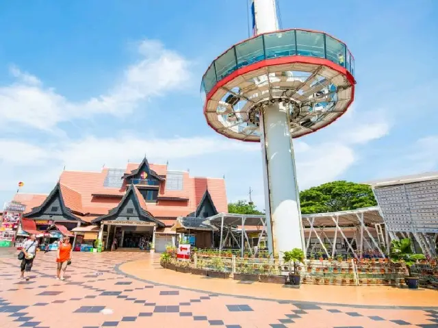 The First Revolving 'Gyro Tower' in Malaysia 