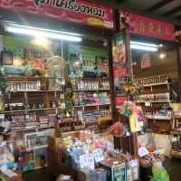 ตลาดน้ำสี่ภาค
