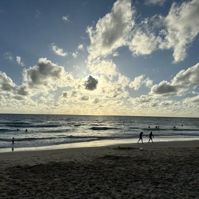 Surin Beach Phuket 