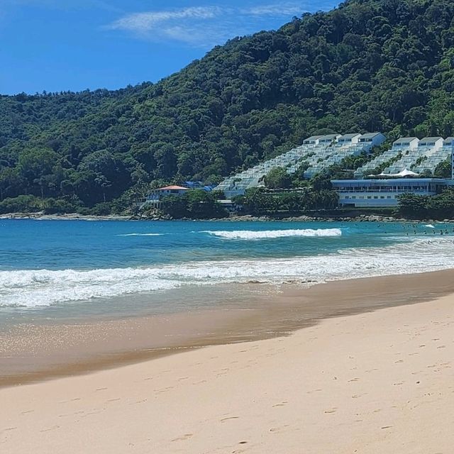 หาดในหาน หาดสวรรค์ของนักท่องเที่ยว