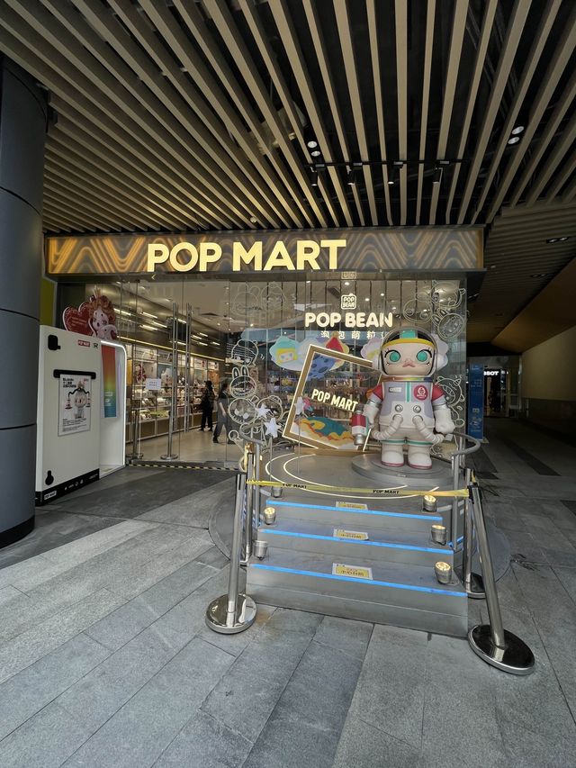 內地必行盲盒店❤️POPMART‼️不同卡通公仔任你揀👏🏻