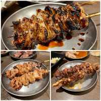【神戸・三宮】希少部位の絶品焼きとんが1本120円「四文屋 三宮2号店」