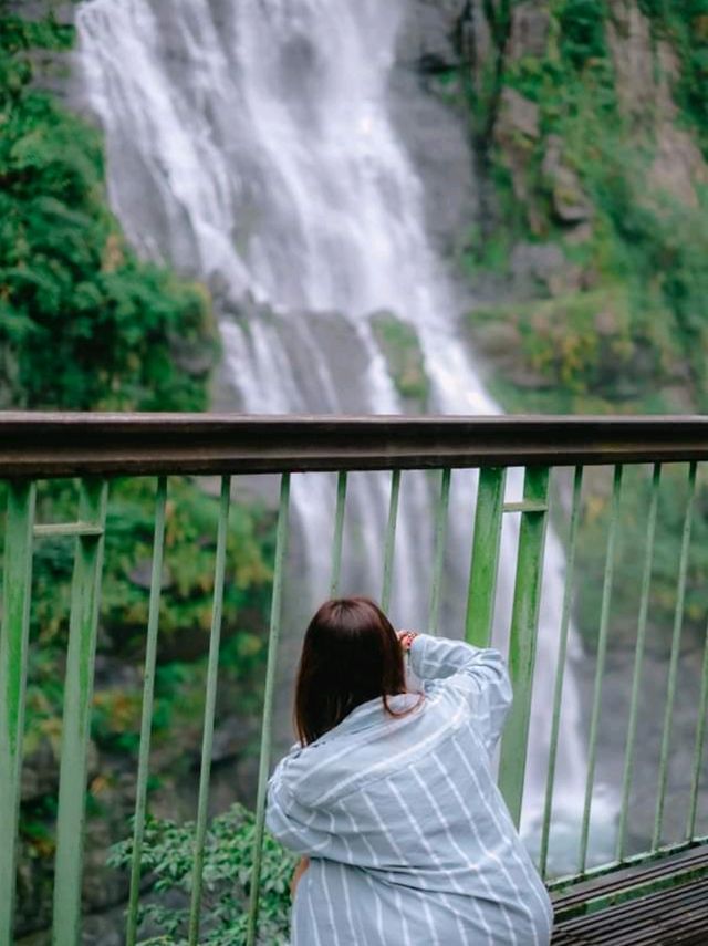 น้ำตกอูไหล Wulai Falls