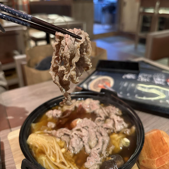 觀塘海濱日本菜．環境清幽舒適