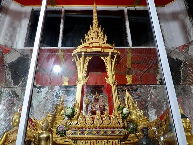 วัดภูเขาทอง