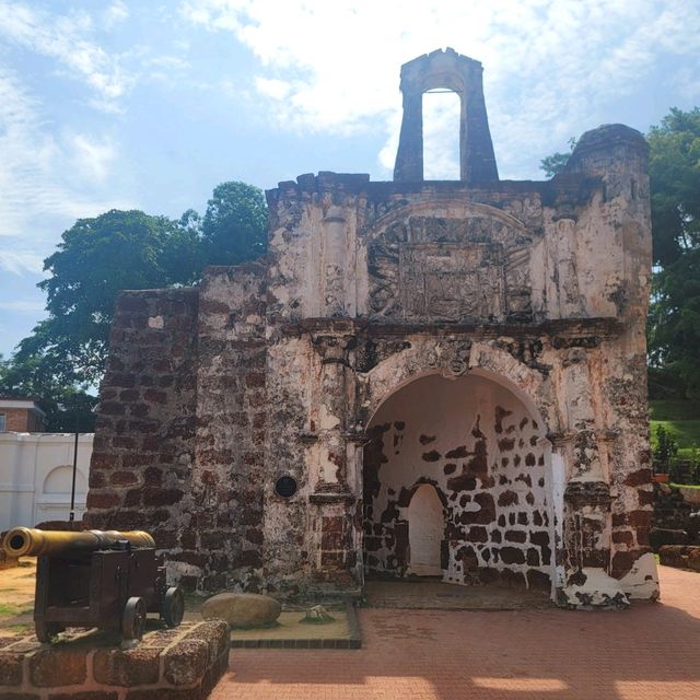 Saint Paul's Hill and the History of St Paul's Church