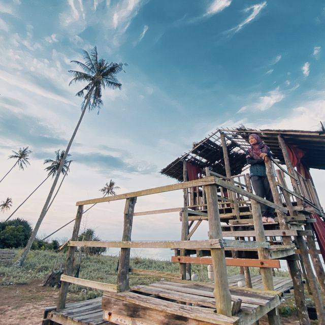 Jambu Bongkok Beach: A Definition of Serenity