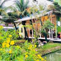 พานั่งชิลที่ O2 Kaffee & Bistro คาเฟ่สวนมะพร้าว 🥥