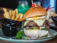 Gen Z Bar & Bistro รูฟท้อปวิวเยาวราช