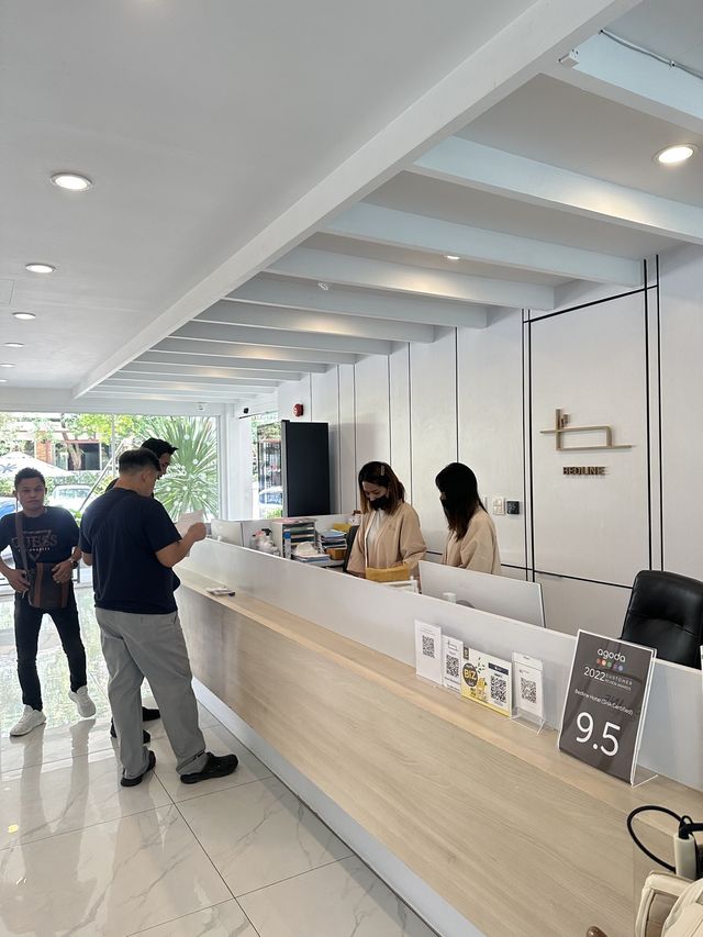 hotel ราคาหลักร้อยภูเก็ต 