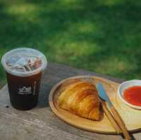 THREE ICONIC คาเฟ่สไตล์ญี่ปุ่นกลางสวน คาเฟ่ปทุมธานี