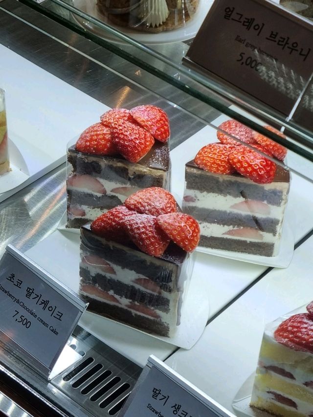 울산 삼산동 디저트 맛집 "쥬헤브"