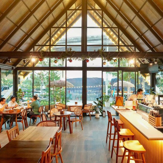 📍 WildcampCozy Coffee&Bar 🏕️🌲☕️