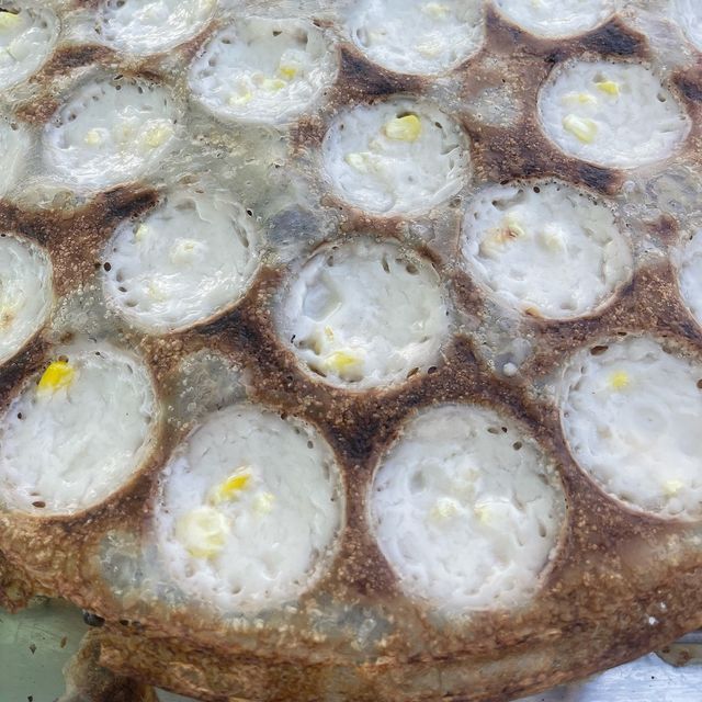 ขนมครกที่จริงใจ อร่อยไม่จ้อจี้ของดีอ่างทอง