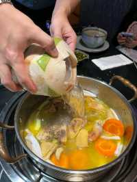 即炒鍋底🔥特色手工鍋勁吸引