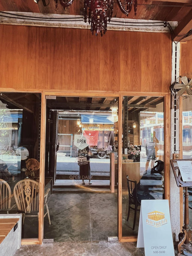 🏠 หลานเอก คอฟฟี่เฮาส์ - Laan Ek Coffeehouse