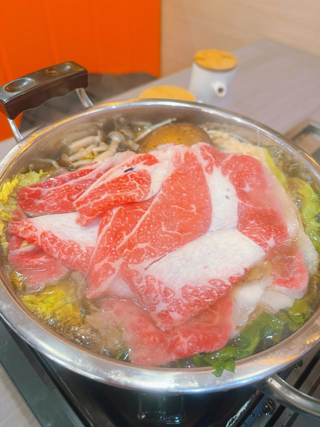 🐮和牛燒肉+刺身+壽喜燒鍋😍