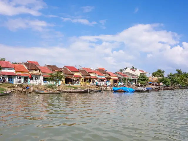 Thu Bon River Boat Tour... Hoi An Vietnam..