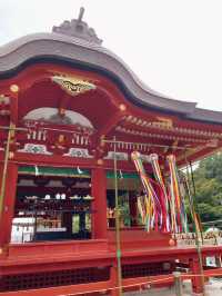 花手水が見られる鎌倉の名所　鶴岡八幡宮
