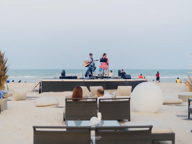 Ace of Hua Hin Resort รีสอร์ท 5 ดาว ติดทะเล