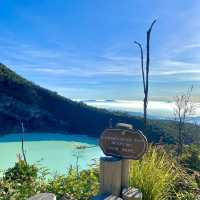 Blue lake 