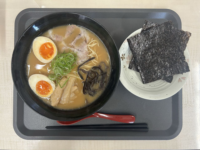 熊本、阿蘇・ラーメンなら元おもちゃ屋のくろかわ