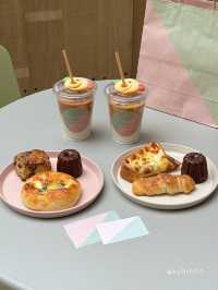 【東京観光】ホテル併設のカフェ💚 ワンちゃんクッキー"が可愛すぎな件
