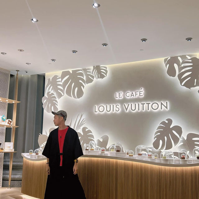 LV Cafe