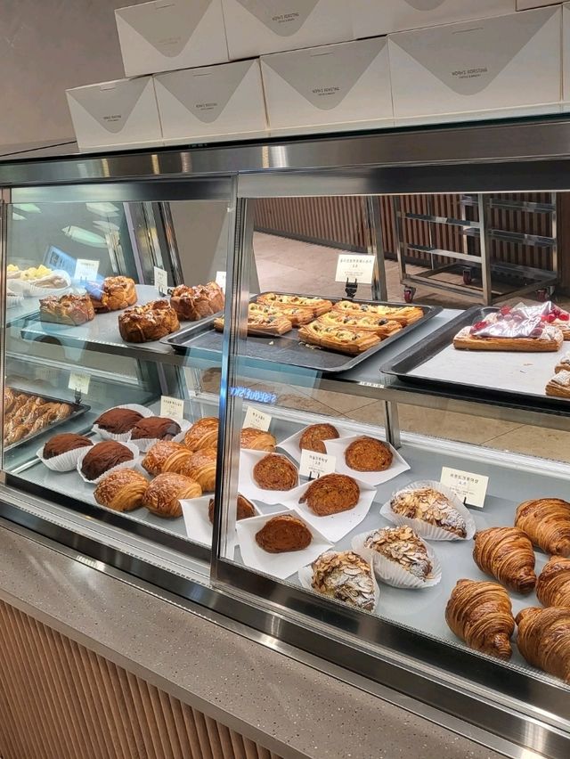 롯데월드몰 플랫화이트☕️ 맛집 쾌적한 카페 데이트