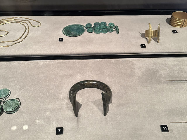 芝加哥歷史博物館：金器文物和青銅器展，增強歷史興趣