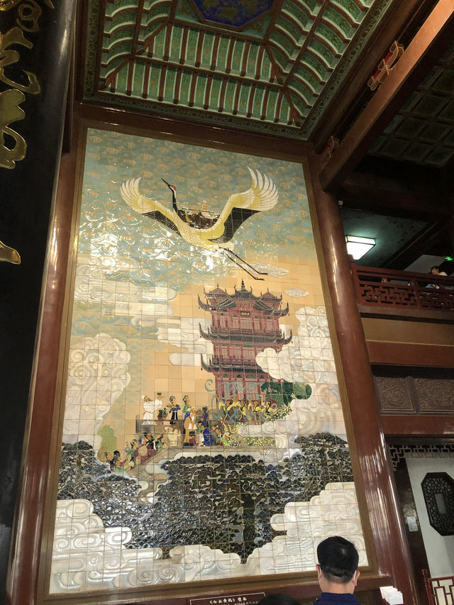 Yellow Crane Tower: Wuhan’s Historical Gem 🏯🇨🇳