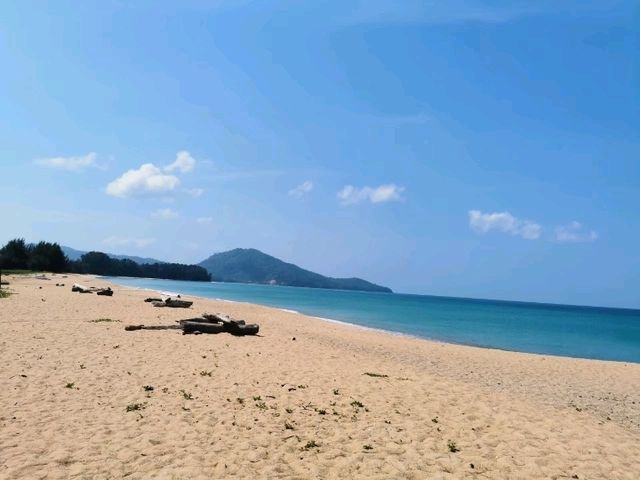 หาดไม้ขาว