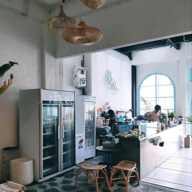 A NEW CAFÉ HAS OPENED IN PIK