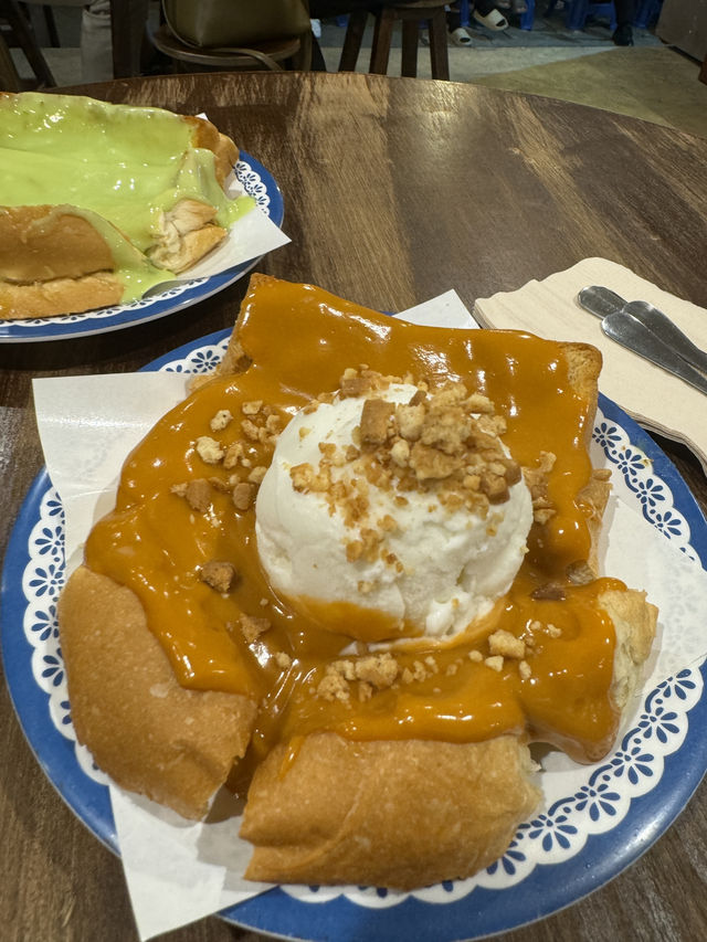 ฉ่ำนมสด 🥤 อร่อย ฉ่ำ สมชื่อ 🥐🥪🍞
