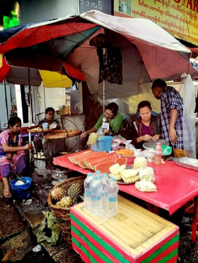 Discovering Yangon: A Day of Local Markets and Authentic Flavors