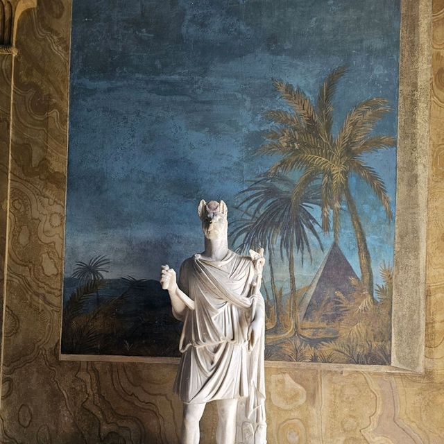 [ヴァチカン]ローマ市内の独立国ヴァチカンの美術館[ヴァチカン美術館]