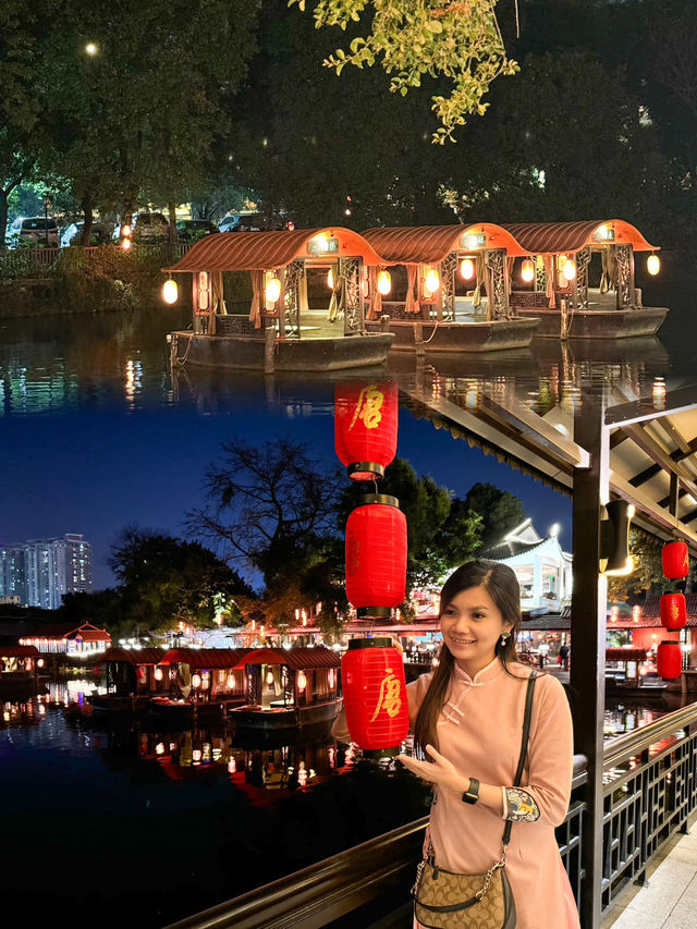 Eat Like a Local: Authentic Cantonese Dining at Tang Lee Food Art with Scenic Views