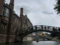 Punting Through the Knowledge Town: Discovering Cambridge’s Charm