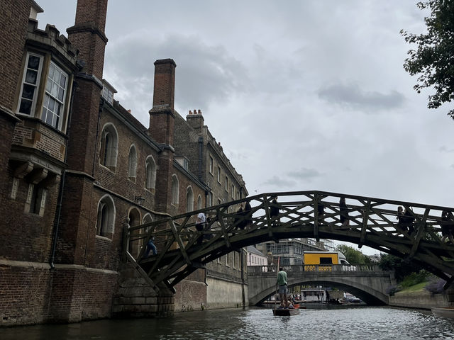 Punting Through the Knowledge Town: Discovering Cambridge’s Charm