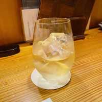 炭香燒雞有驚喜！心齋橋「木雞」